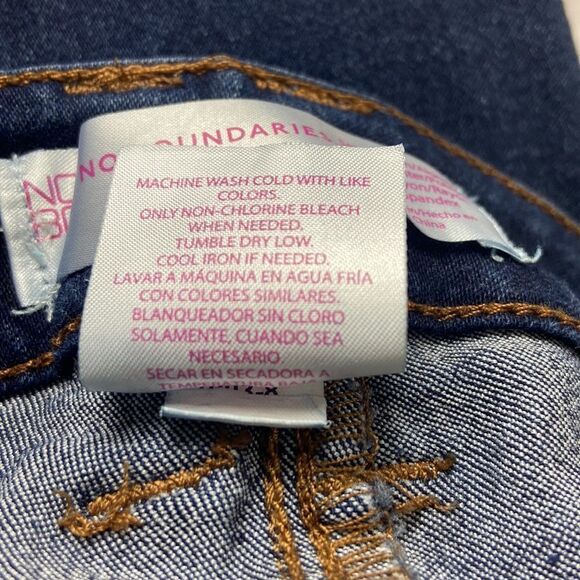 2 Pair Jeans No Boundaries Size 7 & Kenneth Cole New Your Size 28 - Picture 16 of 16